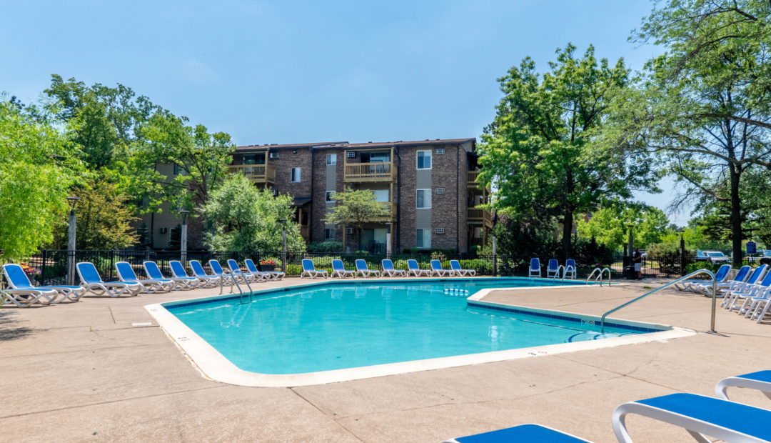 Forest Cove Amenities Pool (2)
